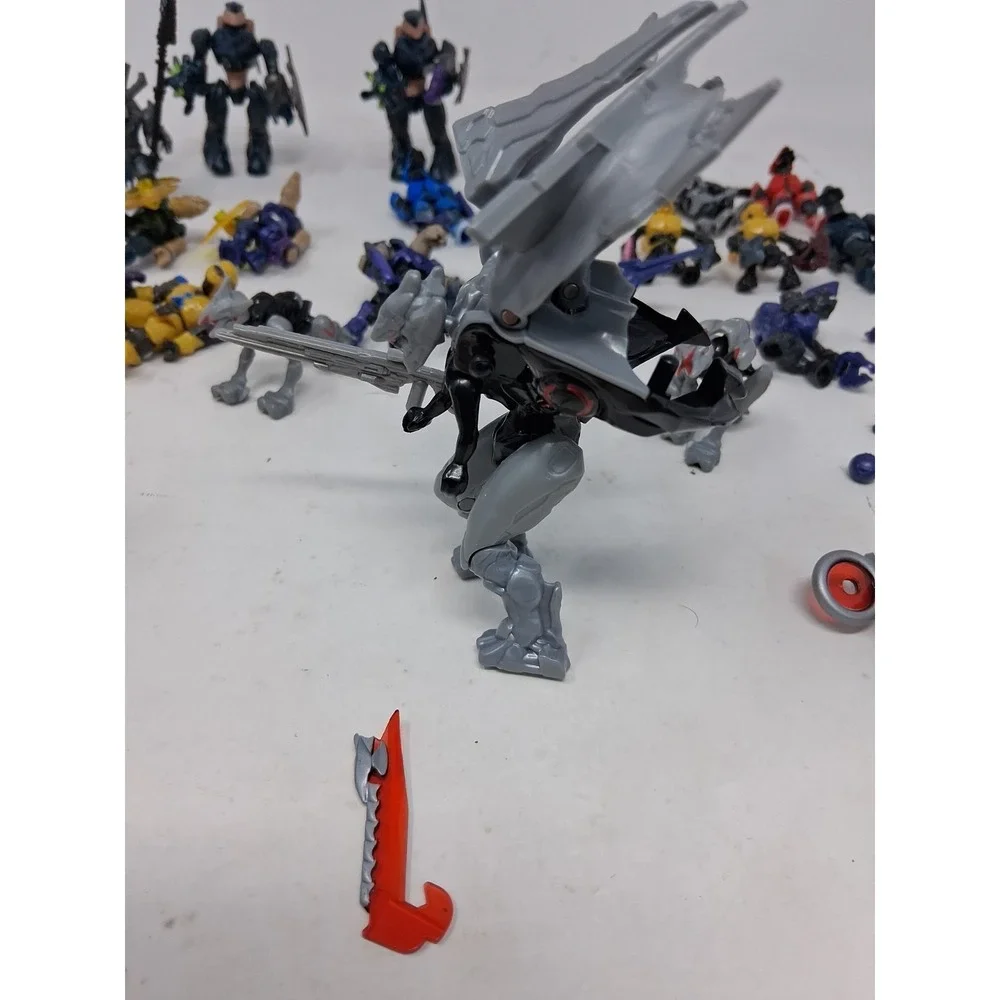 Mega Bloks Construx Halo/Covenant Mini Figures Lot Of:22  and Accessories/Read I